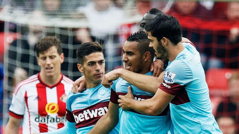 West Ham celebrate Dimitri Payet's (Second right) leveller to secure the draw at Sunderland