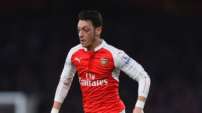 Mesut Ozil should be recalled by Arsene Wenger for the visit of Barcelona