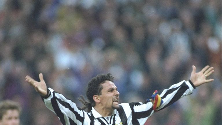 Roberto Baggio won back-to-back titles with Juventus and AC Milan