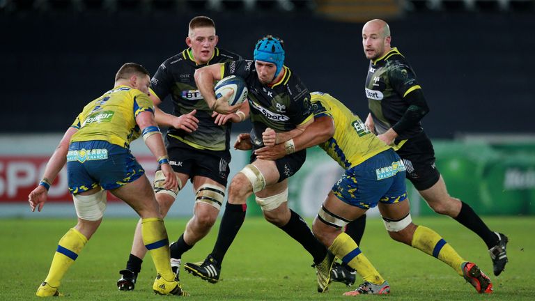 Justin Tipuric was outstanding in attack and defence against Clermont