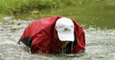 WATCH: Golfers making a splash