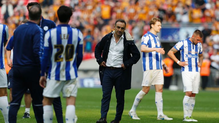 carlos-carvalhal-sheffield-wednesday-play-off-final_3488038.jpg