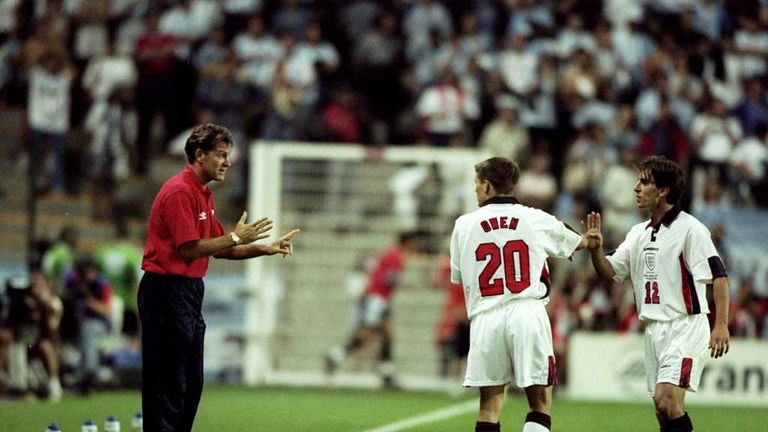 Hoddle (left) took England to the 1998 World Cup knockout stages