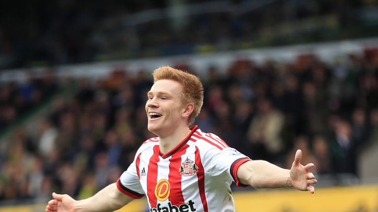 Duncan Watmore celebrates scoring for Sunderland