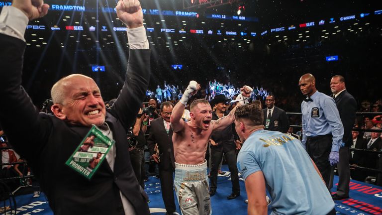 Carl Frampton wants to fight Leo Santa Cruz in December - and not in Los Angeles