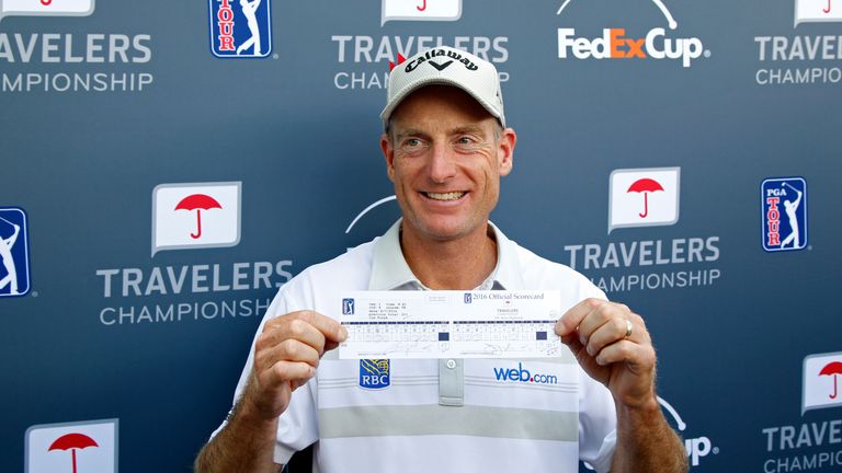 Jim Furyk carded a bogey-free round on his way to a top-five finish