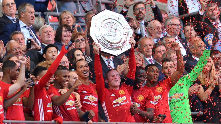 English Premier League '16-'17 Discussion - Part 14 - Page 2 Wayne-rooney-manchester-united-community-shield_3759929