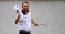 Super Sullivan shares lead