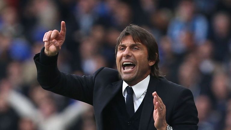 Chelsea boss Antonio Conte led his side to four consecutive wins in October