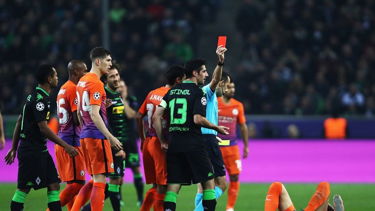 Lars Stindl receives a red card during the game at Borussia Park