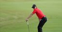 Rose injury leaves Woods solo