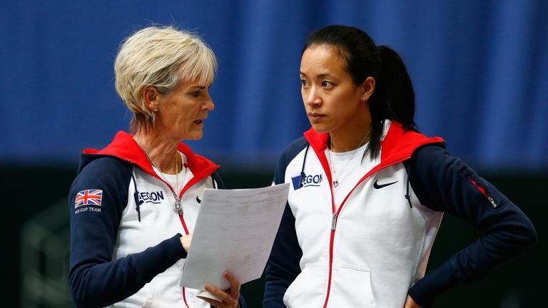Judy Murray (L) resigned as GB Fed Cup captain in 2016, citing her frustration at the competition's format