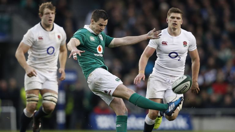 Johnny Sexton stood firm under pressure against England