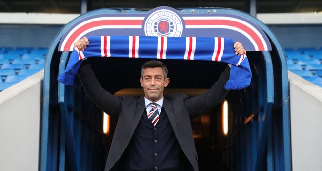 Rangers confirm Daniel Candeias signing from Benfica