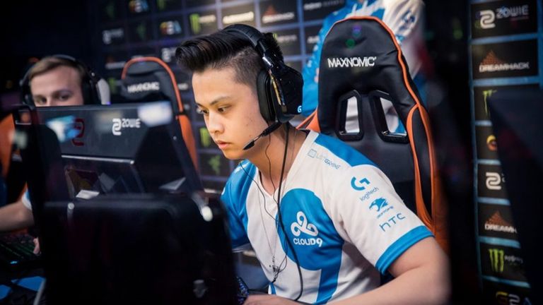 Stewie has the potential to pull his team through even the toughest of games (credit DreamHack/Adela Sznajder)