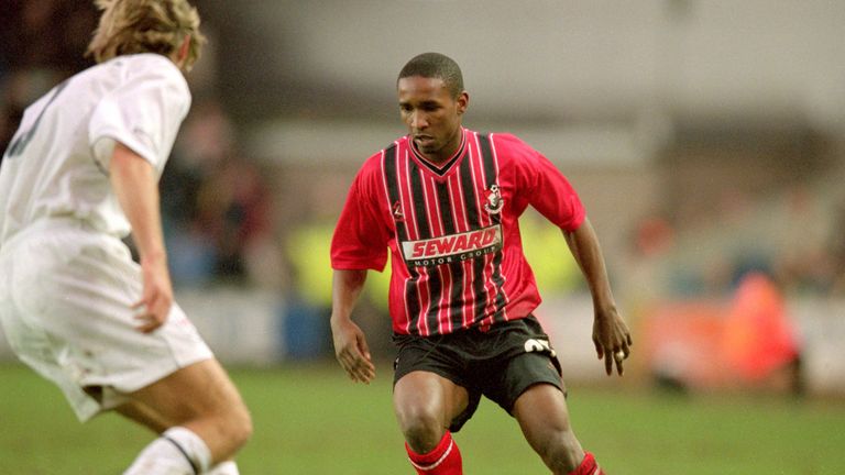 Defoe spent a hugely successful season with Bournemouth in the third tier on loan in 2000-01  