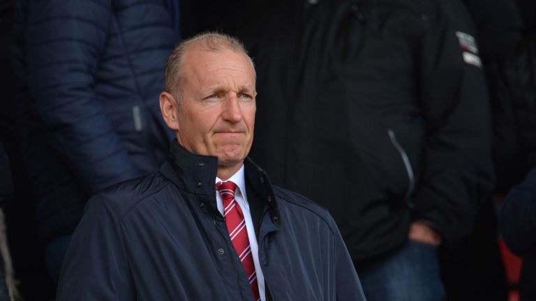 Southampton chairman Ralph Krueger says the club are keeping Virgil van Dijk