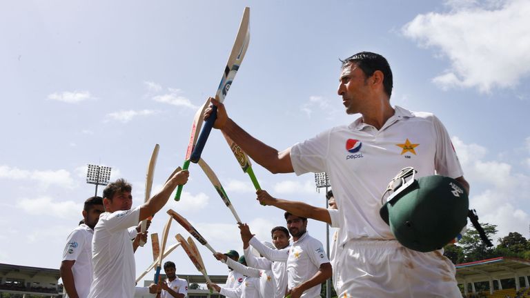 Departure of Younis and Misbah hands Pakistan a testing transition Departure of Younis and Misbah hands Pakistan a testing transition