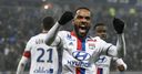 Arsenal close in on Lacazette