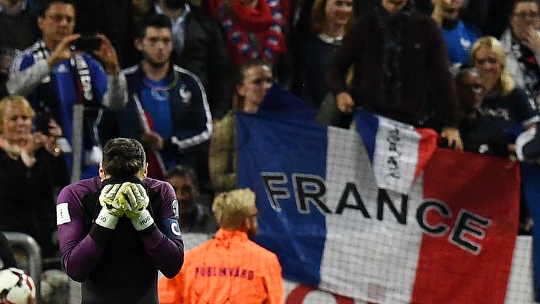 France goalkeeper Lloris made a big error