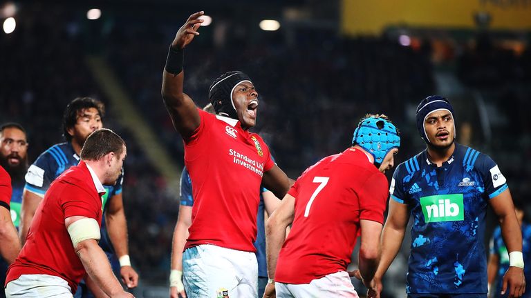 Farrell edges Sexton for first Lions Test