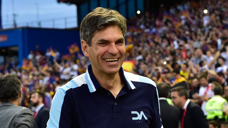 Southampton manager Mauricio Pellegrino has made his first signing since taking over at St Mary's
