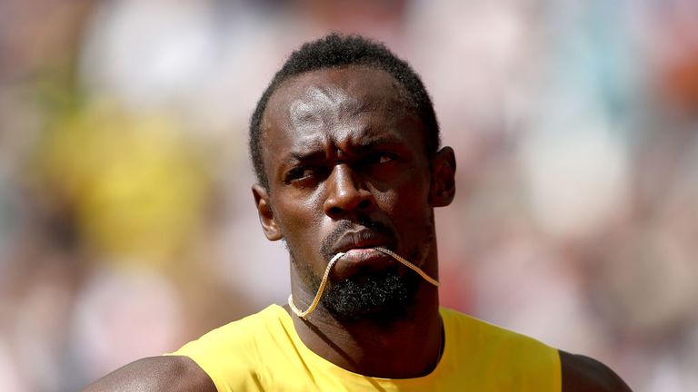 Is Aubameyang faster than Usain Bolt?