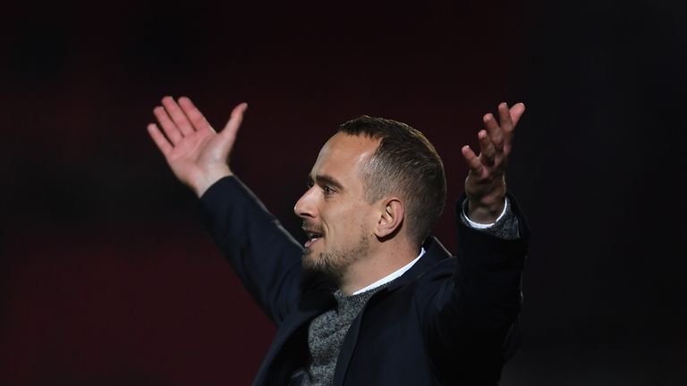 Women in Football accuses FA of ignoring warnings over Mark Sampson's behaviour