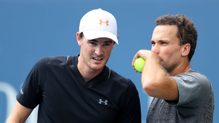 Jamie Murray of Great Britain and Bruno Soares of Brazil