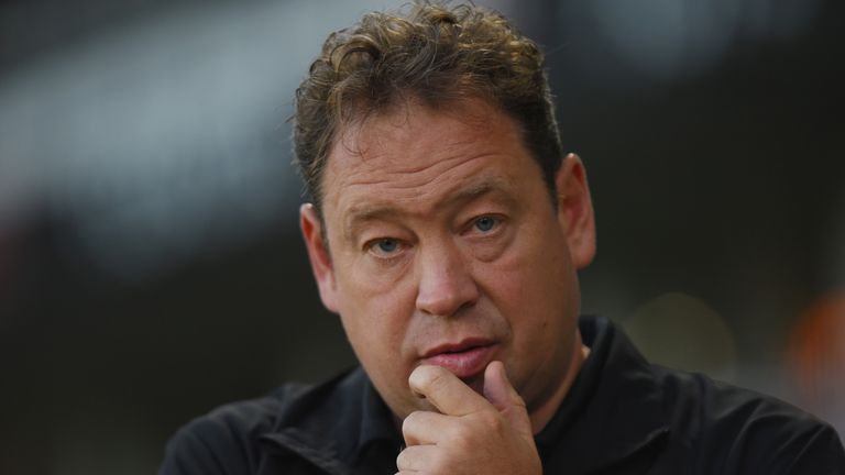 Hull City manager Leonid Slutsky