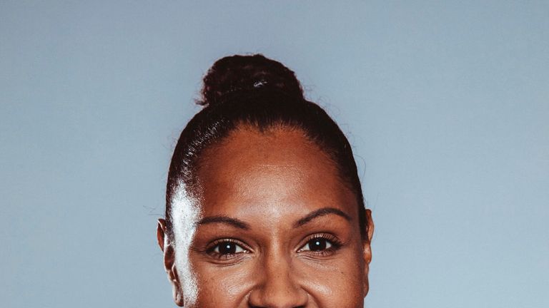 Josie Janz-Dawson swaps Severn Stars for Team Bath in the 2018 Vitality Superleague