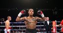 Benn signs new Matchroom deal