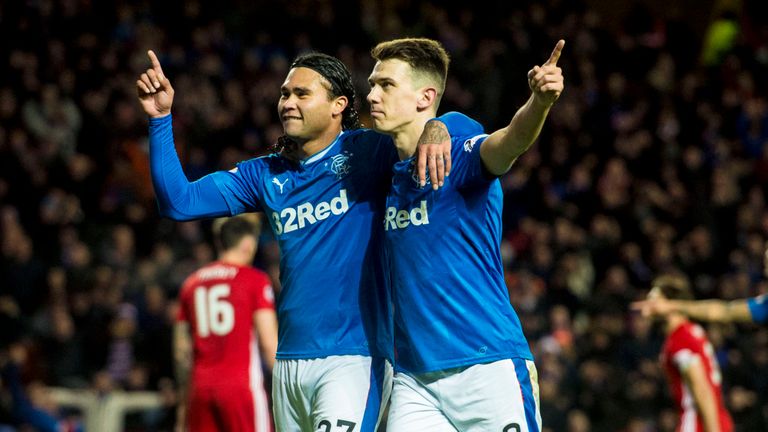 Carlos Pena is closing in on a return to Mexico