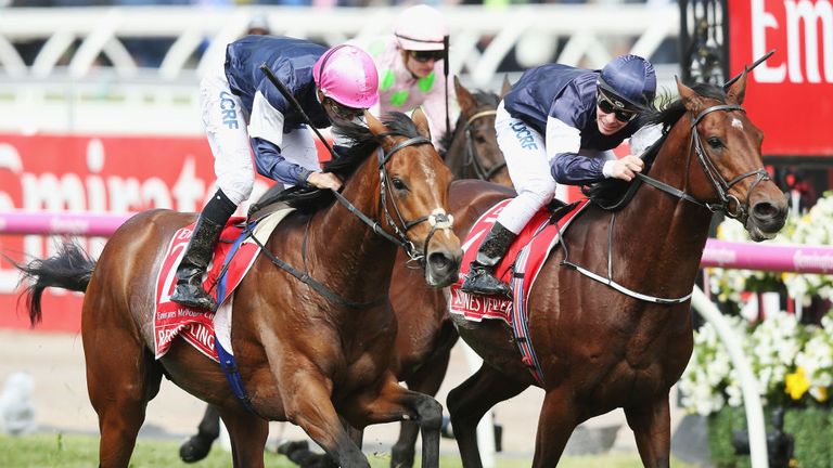 Rekindling (L) gets the better of Johannes Vermeer to win the 2017 Melbourne Cup