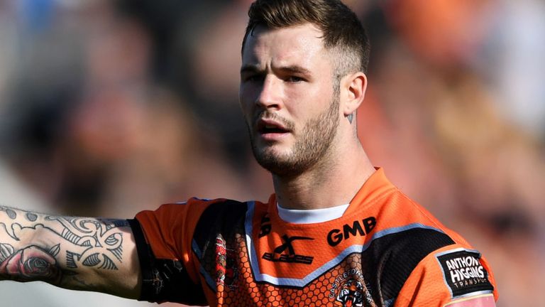 Wigan are seeking Zak Hardaker as Sam Tomkins' replacement