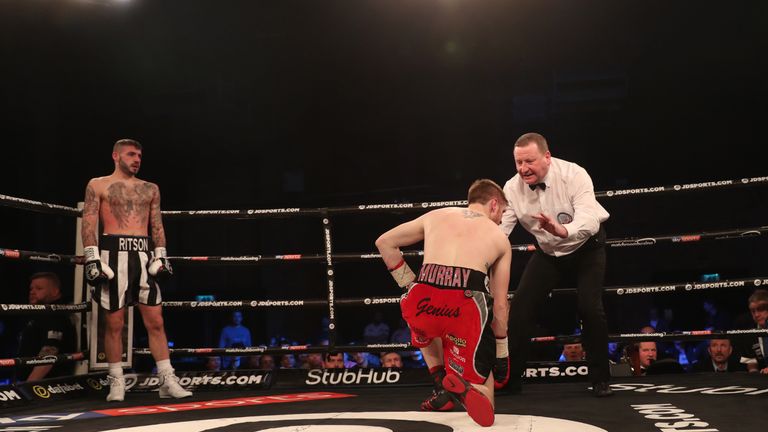 Ritson's body punches quickly sent Murray to the canvas