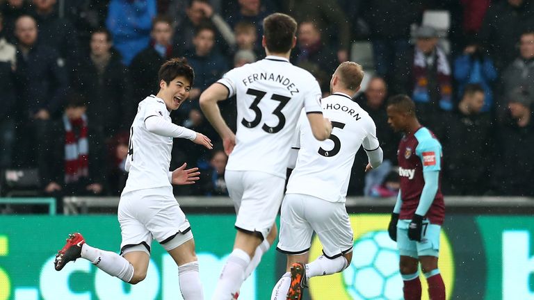 Sung-Yueng Ki's early strike put Swansea ahead of the Liberty Stadium