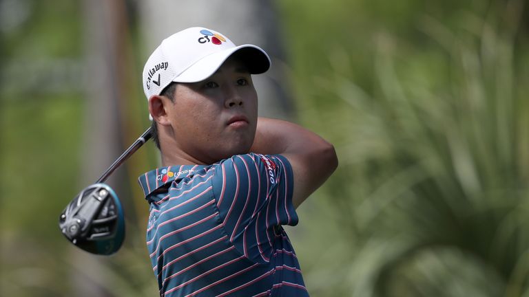 Si Woo Kim mixed five birdies with two bogeys