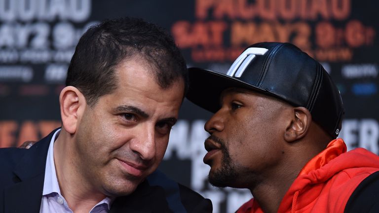Espinoza (L) and Showtime were influential in Floyd Mayweather's late career