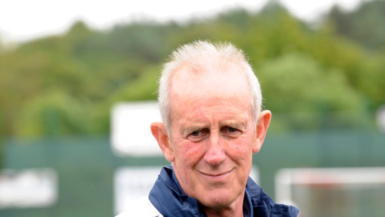 Billy Stark has been named Scotland youth team coach