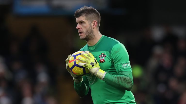 Fraser Forster could be on the way out of St Mary's this summer [스카이스포츠] 소튼은 포스터에 대한 제의에 열려있다