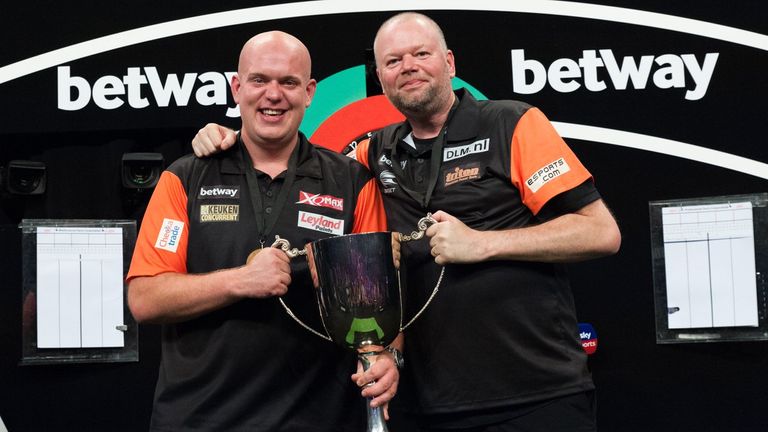 Michael van Gerwen and Raymond van Barneveld retained their World Cup crown in emphatic fashion in Frankfurt