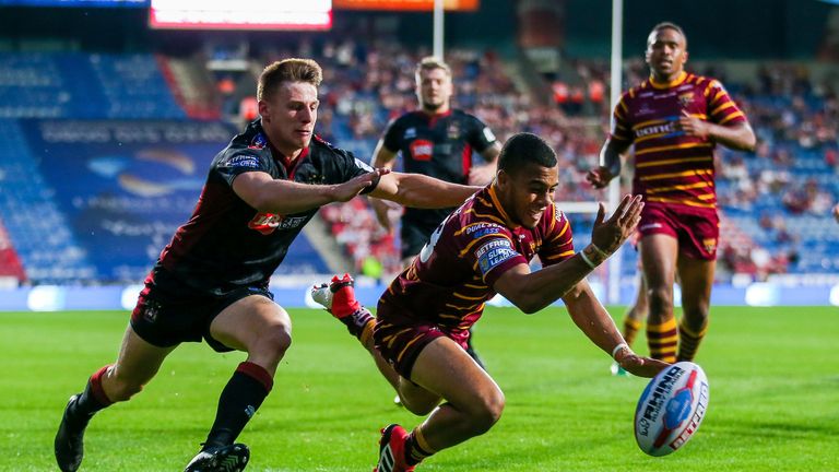 Darnell McIntosh got over for two tries in the impressive Giants win