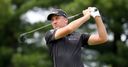 Perfect Poulter leads after 62
