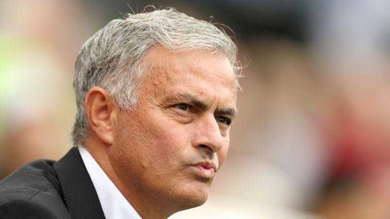 http://e2.365dm.com/18/08/16-9/20/skysports-jose-mourinho-manchester_4399719.jpg