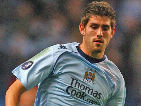 Image of Evans: Three-year contract