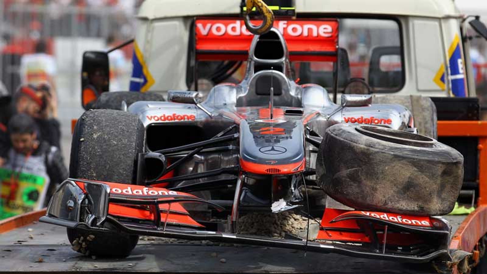 McLaren probe tyre failure F1 News
