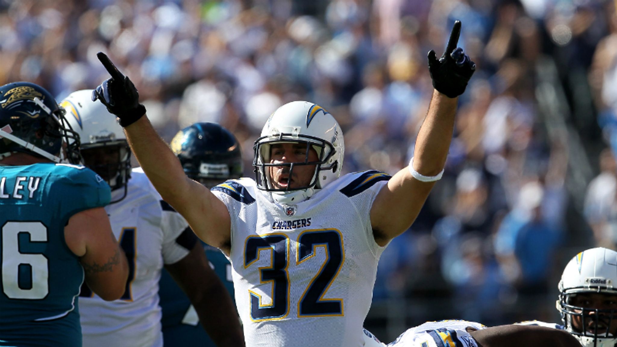 Weddle hits the jackpot, NFL News