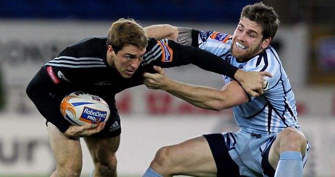 Gavin Evans (R): Starts in place of Henson