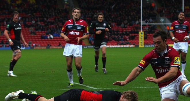David Strettle: Scored Saracen&#39;s first try at Vicarage Road